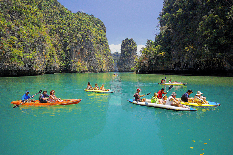 Fascinating Bangkok Phuket Tour Package