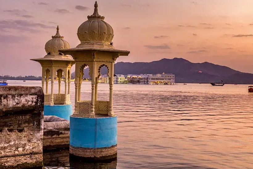 Enchanting Udaipur Tour Package