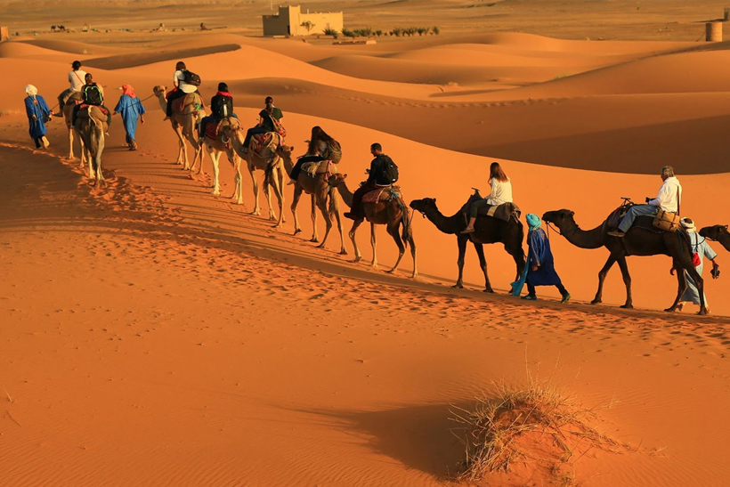 4 Days Delightful Desert Tour